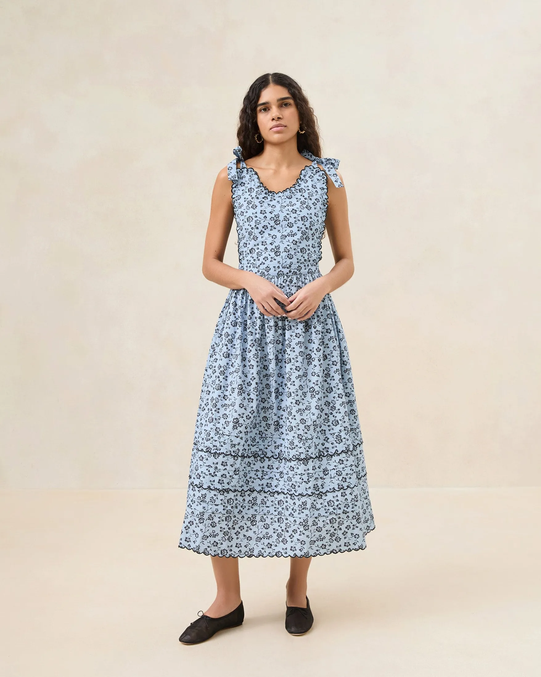 Sale Bruna Blue/Black Floral Apron Dress Casual Staples|Event Essentials