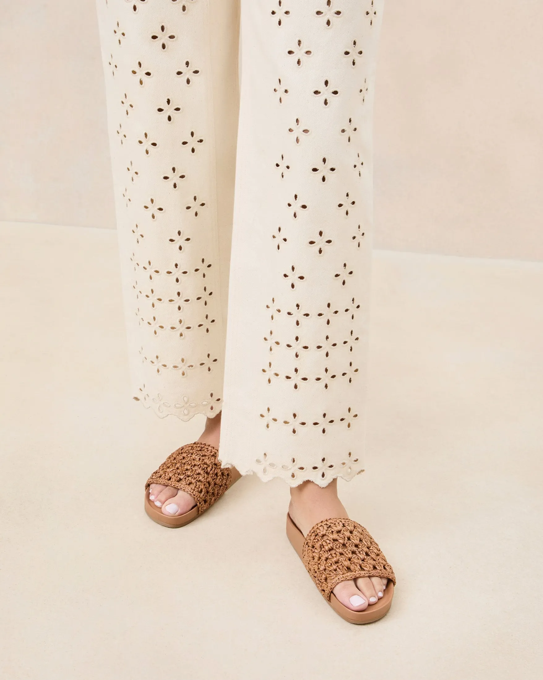 Discount Henri Green/White Crochet Raffia Sandal Flat Sandals