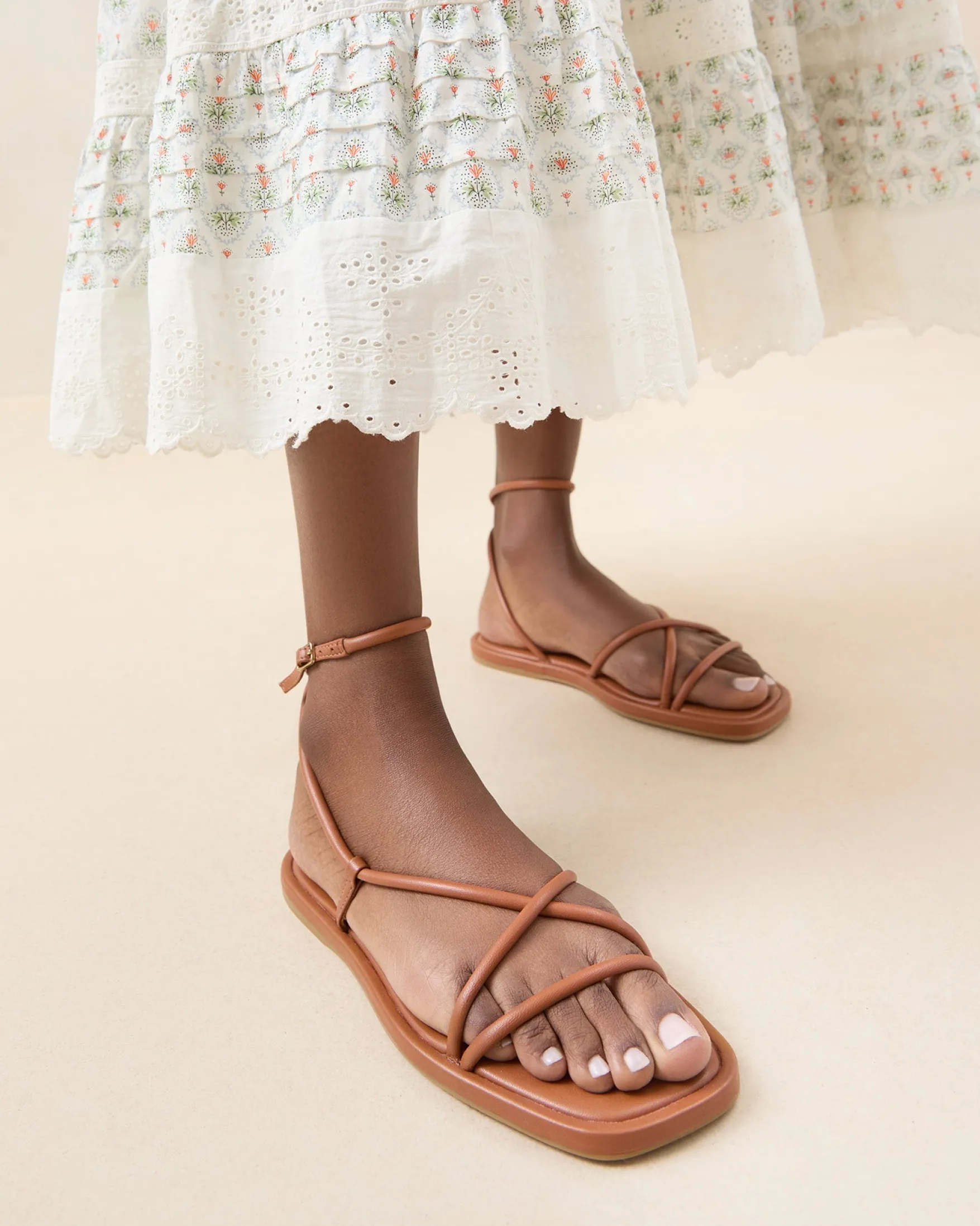 Best Noor Leather Flat Sandal Flat Sandals