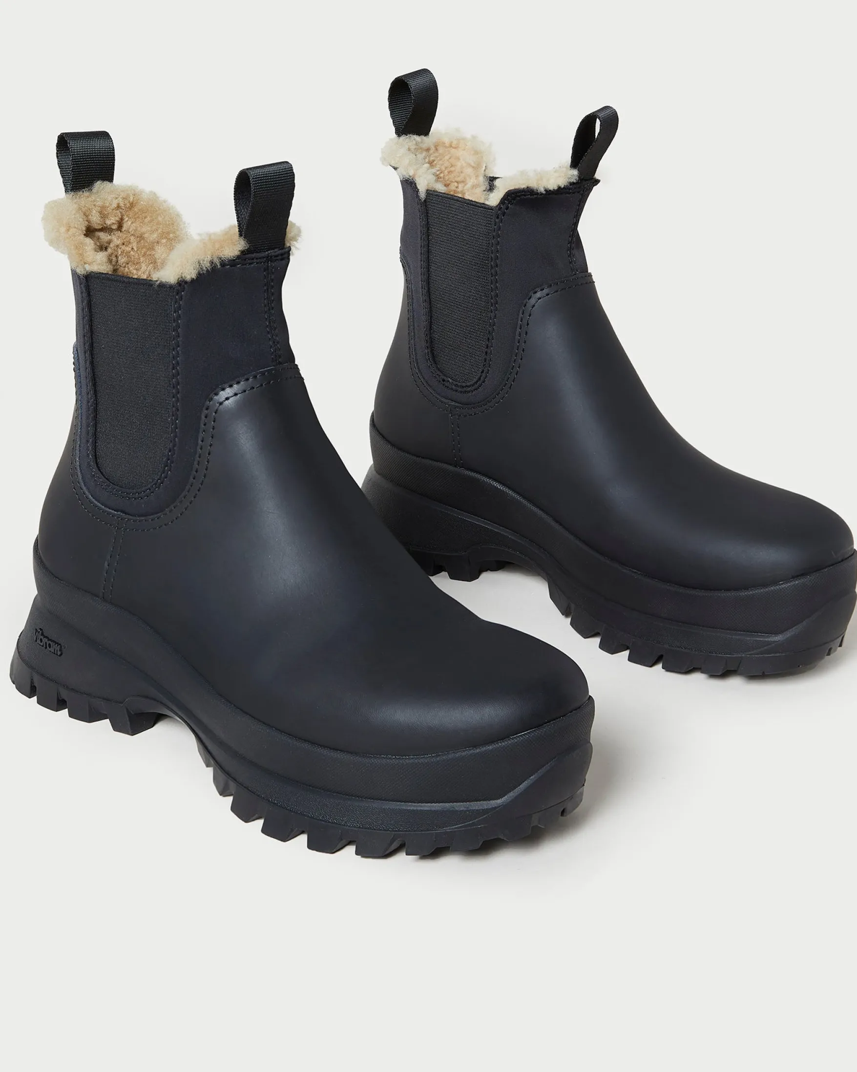 Outlet Tara Black Shearling-Lined Boot Boots