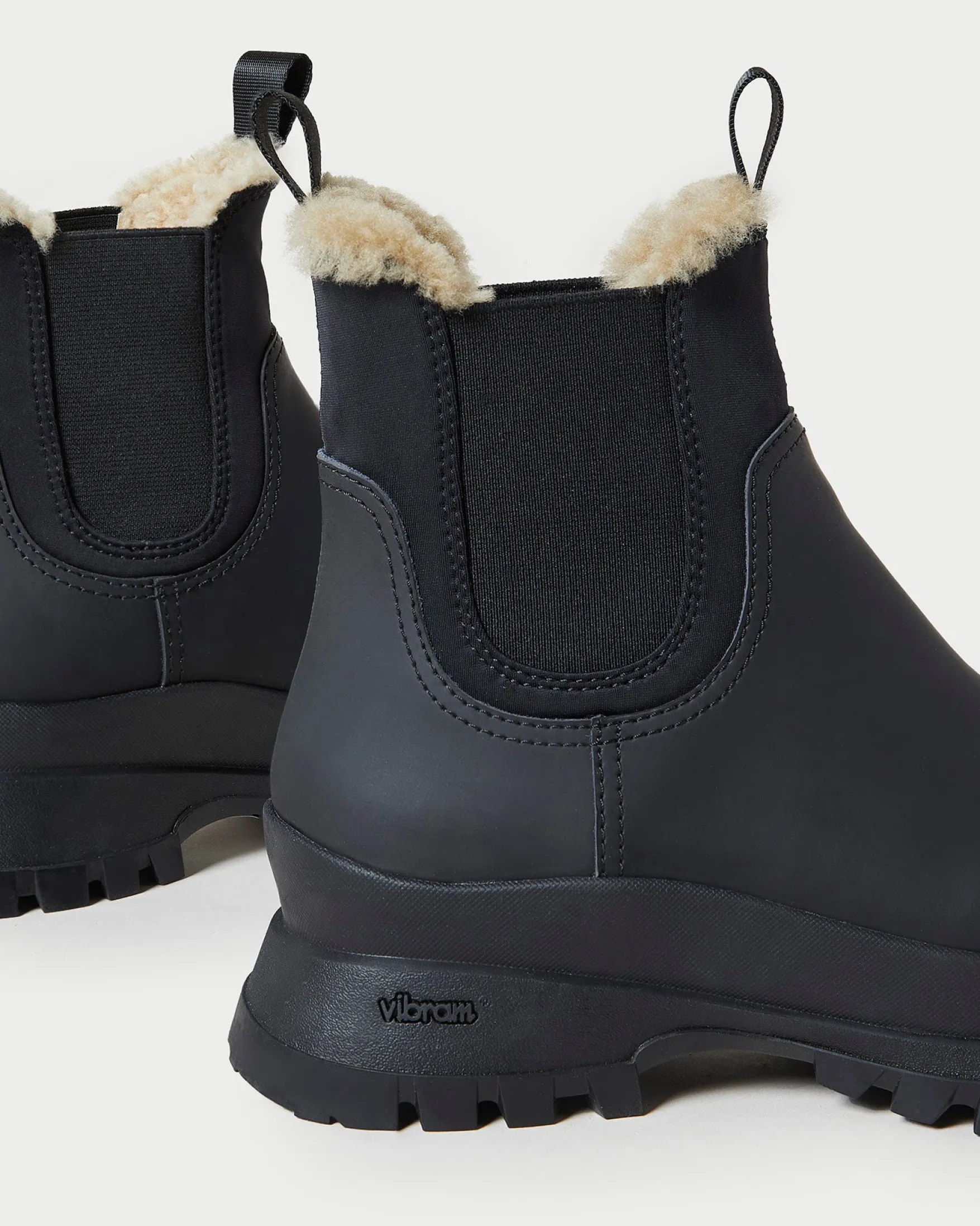 Outlet Tara Black Shearling-Lined Boot Boots